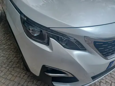Peugeot 5008 2018 - 21890 EUR, 167073 km - AUTO.MOTO.pt - 167073km - foto 34 de 41