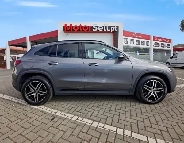 Mercedes-Benz GLA 250 2022 - 35500 EUR, 68000 km - AUTO.MOTO.pt - 68000km - foto 14 de 16