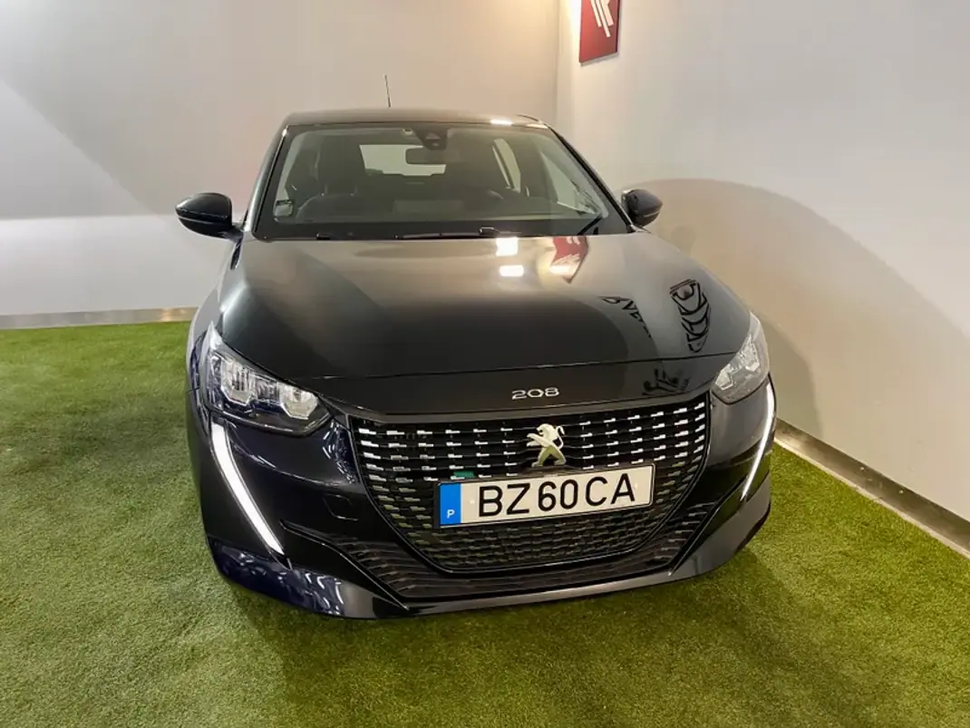 Peugeot 208 2022 - 14700 EUR, 131000 km - AUTO.MOTO.pt - 131000km - foto 3 de 29