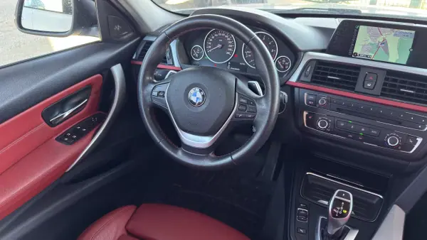 BMW 320 2014 — photo 3 of 17