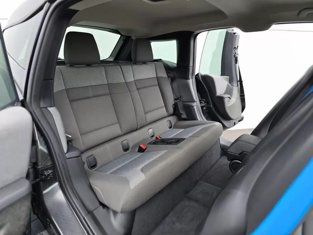 BMW i3 2019 - 19900 EUR, 78800 km - AUTO.MOTO.pt - 78800km - foto 31 de 33