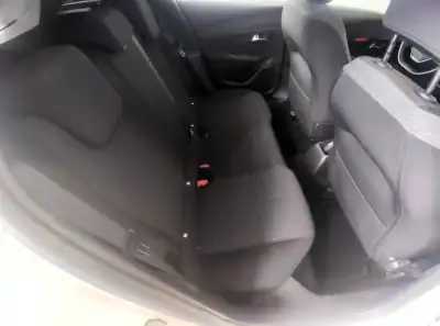 Peugeot 208 2020 - 11900 EUR, 247697 km - AUTO.MOTO.pt - 247697km - foto 13 de 23