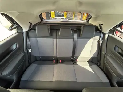 Citroën C4 Cactus 2017 - 11750 EUR, 110180 km - AUTO.MOTO.pt - 110180km - foto 20 de 23