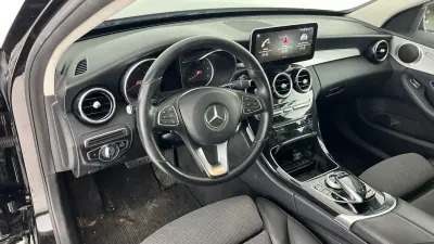Mercedes-Benz C 220 2018 - 23999 EUR, 157121 km - AUTO.MOTO.pt - 157121km - foto 12 de 14