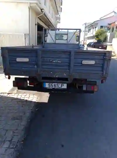 Isuzu NKR 1998 - 8500 EUR, 257000 km - 257000km - foto 3 de 6
