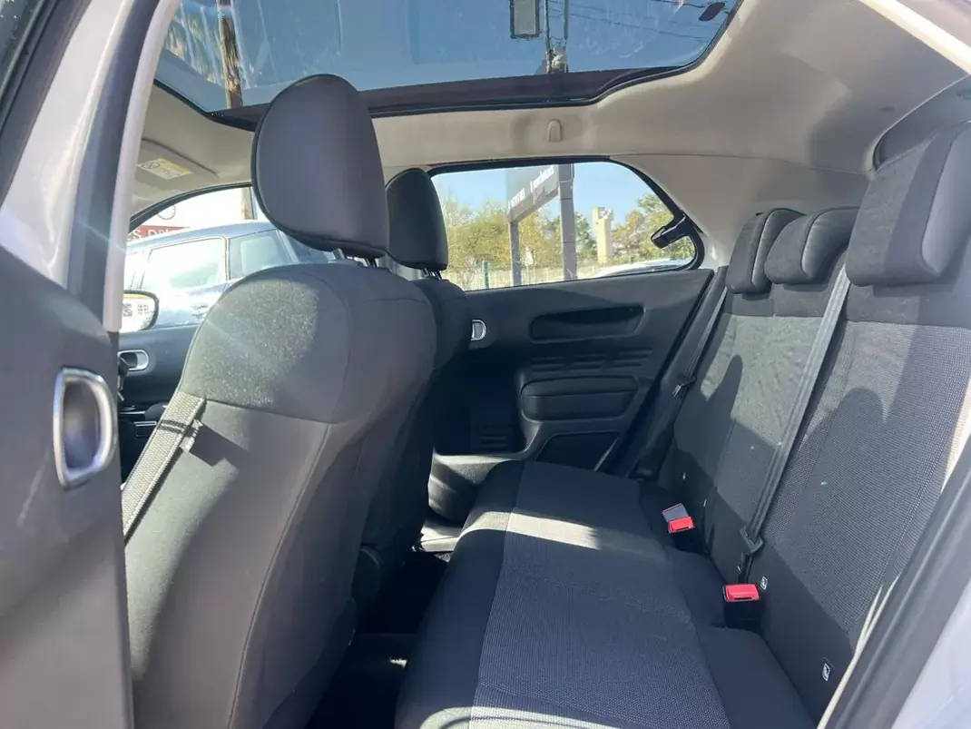 Citroën C4 Cactus 2017 - 10900 EUR, 69000 km - AUTO.MOTO.pt - 69000km - foto 9 de 16