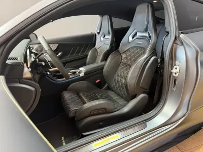 Mercedes-Benz C 63 AMG 2018 - 79990 EUR, 35000 km - AUTO.MOTO.pt - 35000km - foto 9 de 18