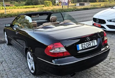 Mercedes-Benz CLK 200 2008 - 17500 EUR, 149000 km - AUTO.MOTO.pt - 149000km - foto 4 de 14