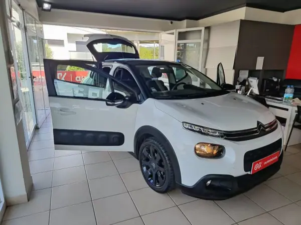 Citroën C3 2018 - 12750 EUR, 92000 km - AUTO.MOTO.pt - 92000km - foto 16 de 34