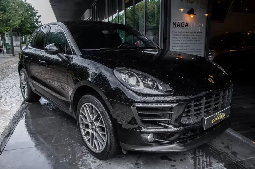 Porsche Macan 2018 - 54990 EUR, 99798 km - AUTO.MOTO.pt - 99798km - foto 6 de 45
