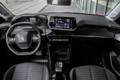 Peugeot e-208 2023 - 17800 EUR, 18457 km - AUTO.MOTO.pt - 18457km - foto 36 de 41