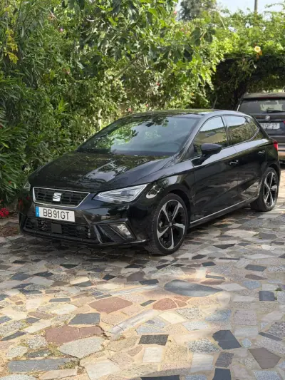 SEAT Ibiza 2023 - 16900 EUR, 59718 km - AUTO.MOTO.pt - 59718km - foto 2 de 6