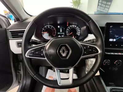 Renault Clio 2023 - 15450 EUR, 17000 km - AUTO.MOTO.pt - 17000km - foto 16 de 26