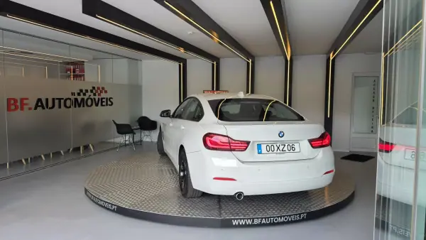 BMW 418 Gran Coupé 2019 - 20900 EUR, 175008 km - AUTO.MOTO.pt - 175008km - foto 17 de 50