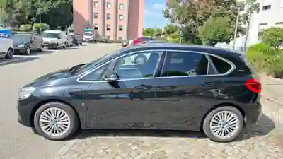 BMW 225xe Active Tourer 2016 - 17000 EUR, 116000 km - AUTO.MOTO.pt - 116000km - foto 4 de 14