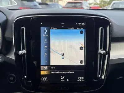 Volvo XC 40 2021 - 24500 EUR, 121000 km - AUTO.MOTO.pt - 121000km - foto 10 de 42