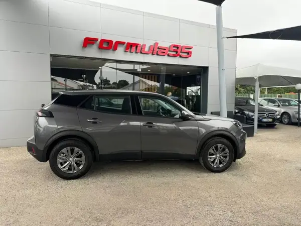 Peugeot 2008 2023 - 16900 EUR, 76231 km - AUTO.MOTO.pt - 76231km - foto 7 de 12