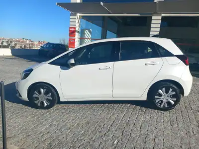 Honda Jazz 2022 - 22500 EUR, 49000 km - AUTO.MOTO.pt - 49000km - foto 3 de 13
