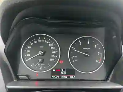 BMW 114 2015 - 10990 EUR, 182000 km - AUTO.MOTO.pt - 182000km - foto 6 de 12