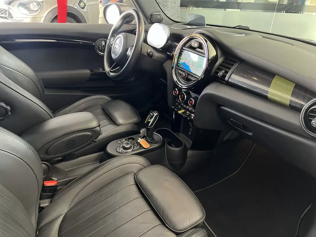 MINI Electric 2020 - 18800 EUR, 54497 km - AUTO.MOTO.pt - 54497km - foto 19 de 25