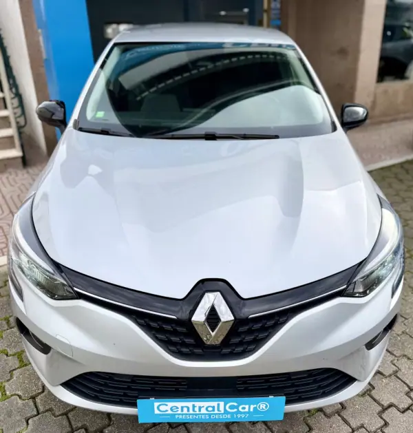 Renault Clio 2023 - 15450 EUR, 61000 km - AUTO.MOTO.pt - 61000km - foto 4 de 31