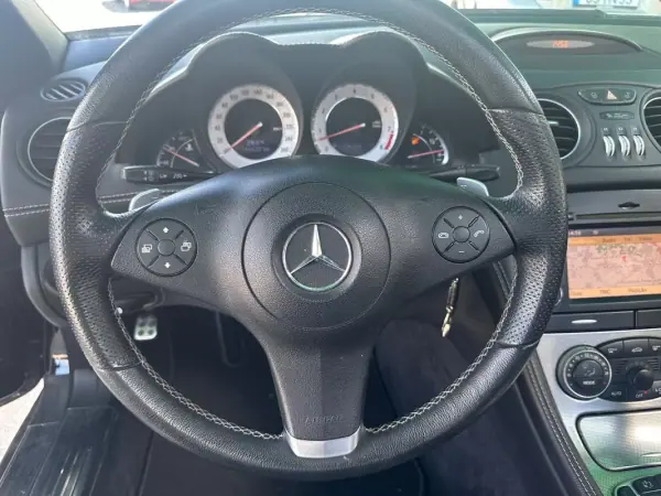 Mercedes-Benz SL 350 2009 - 38900 EUR, 146500 km - AUTO.MOTO.pt - 146500km - foto 10 de 14