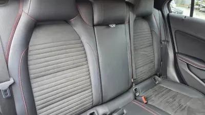 Mercedes-Benz A 200 2015 - 18490 EUR, 99000 km - 99000km - foto 25 de 26