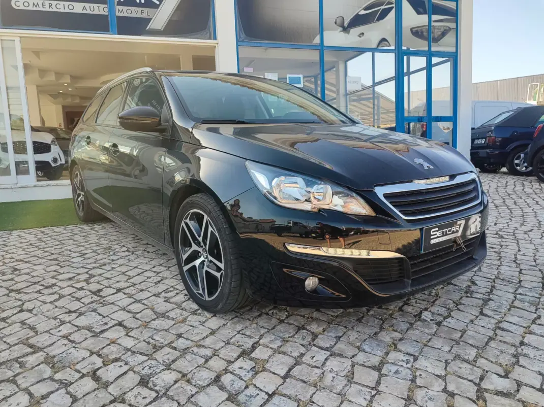 Peugeot 308 SW 2017 - 11890 EUR, 180000 km - 180000km - foto 2 de 18