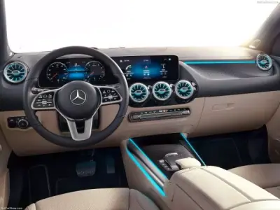 Mercedes-Benz GLA 250 2023 — foto 4 de 4