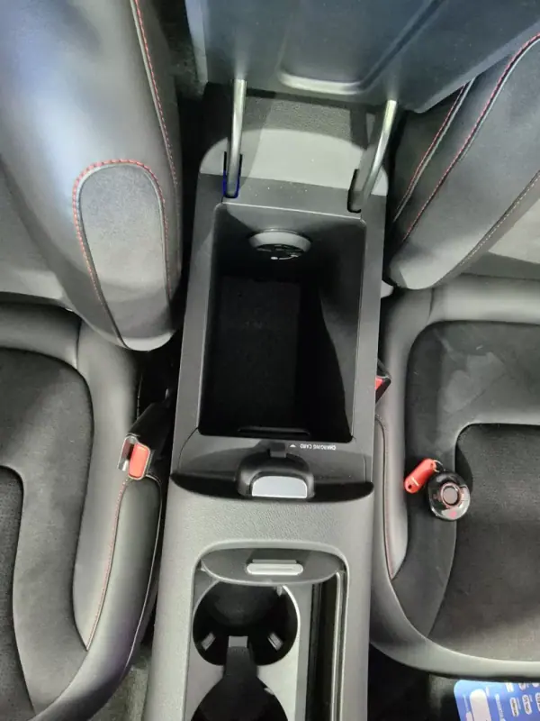 Smart 1 2023 - 38000 EUR, 57000 km - AUTO.MOTO.pt - 57000km - foto 32 de 42