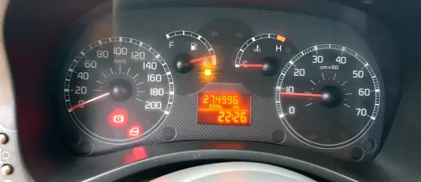 Fiat Panda 2007 - 3750 EUR, 274730 km - AUTO.MOTO.pt - 274730km - foto 16 de 21