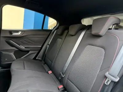Ford Focus 2023 - 17950 EUR, 54000 km - AUTO.MOTO.pt - 54000km - foto 14 de 25