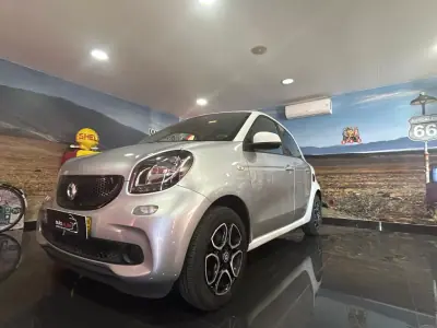 Smart ForFour 2018 - 10950 EUR, 118372 km - AUTO.MOTO.pt - 118372km - foto 3 de 21