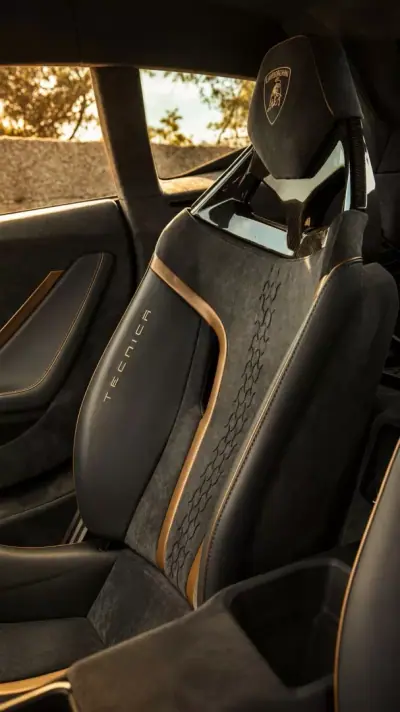 Lamborghini Huracán 2024 - 397500 EUR, 11996 km - AUTO.MOTO.pt - 11996km - foto 71 de 79