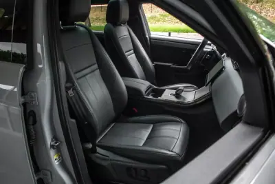 Land Rover Range Rover Evoque 2025 - 48990 EUR, 16300 km - 16300km - foto 23 de 39