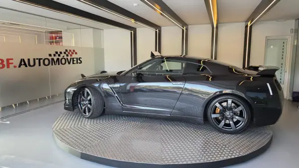 Nissan GT-R 2009 - 89500 EUR, 33009 km - AUTO.MOTO.pt - 33009km - foto 14 de 65