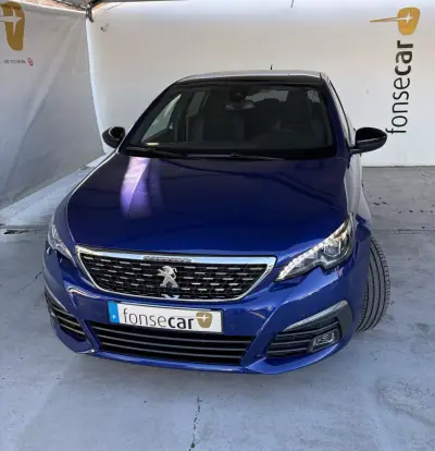 Peugeot 308 2020 - 14990 EUR, 77418 km - AUTO.MOTO.pt - 77418km - foto 2 de 16