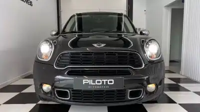 MINI Countryman 2011 - 12000 EUR, 195672 km - AUTO.MOTO.pt - 195672km - foto 2 de 34