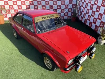 Ford Escort 1976 - 27990 EUR, 15686 km - AUTO.MOTO.pt - 15686km - foto 7 de 22