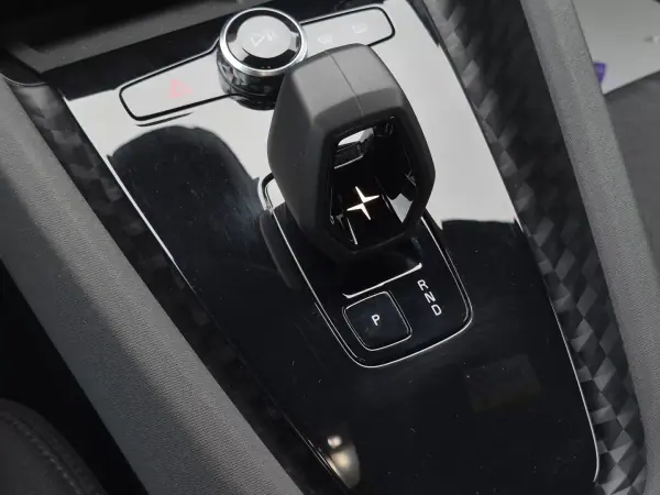 Polestar 2 2023 - 29890 EUR, 83810 km - AUTO.MOTO.pt - 83810km - foto 25 de 32