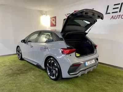 Cupra Born 2024 - 28450 EUR, 41000 km - AUTO.MOTO.pt - 41000km - foto 29 de 31