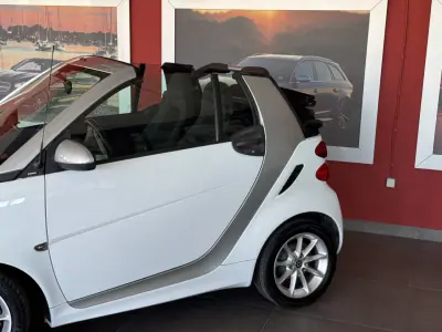 Smart Fortwo Cabrio 2012 - 8990 EUR, 101606 km - AUTO.MOTO.pt - 101606km - foto 3 de 19