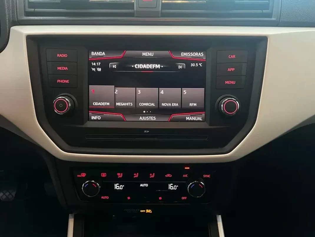 SEAT Arona 2020 - 15490 EUR, 59460 km - AUTO.MOTO.pt - 59460km - foto 28 de 39