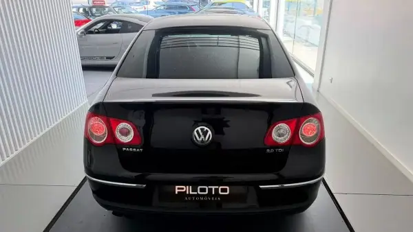 Volkswagen Passat 2007 - 9990 EUR, 158529 km - 158529km - foto 7 de 31