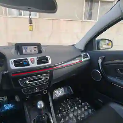 Renault Mégane Coupe 2010 - 6500 EUR, 210000 km - 210000km - foto 4 de 8