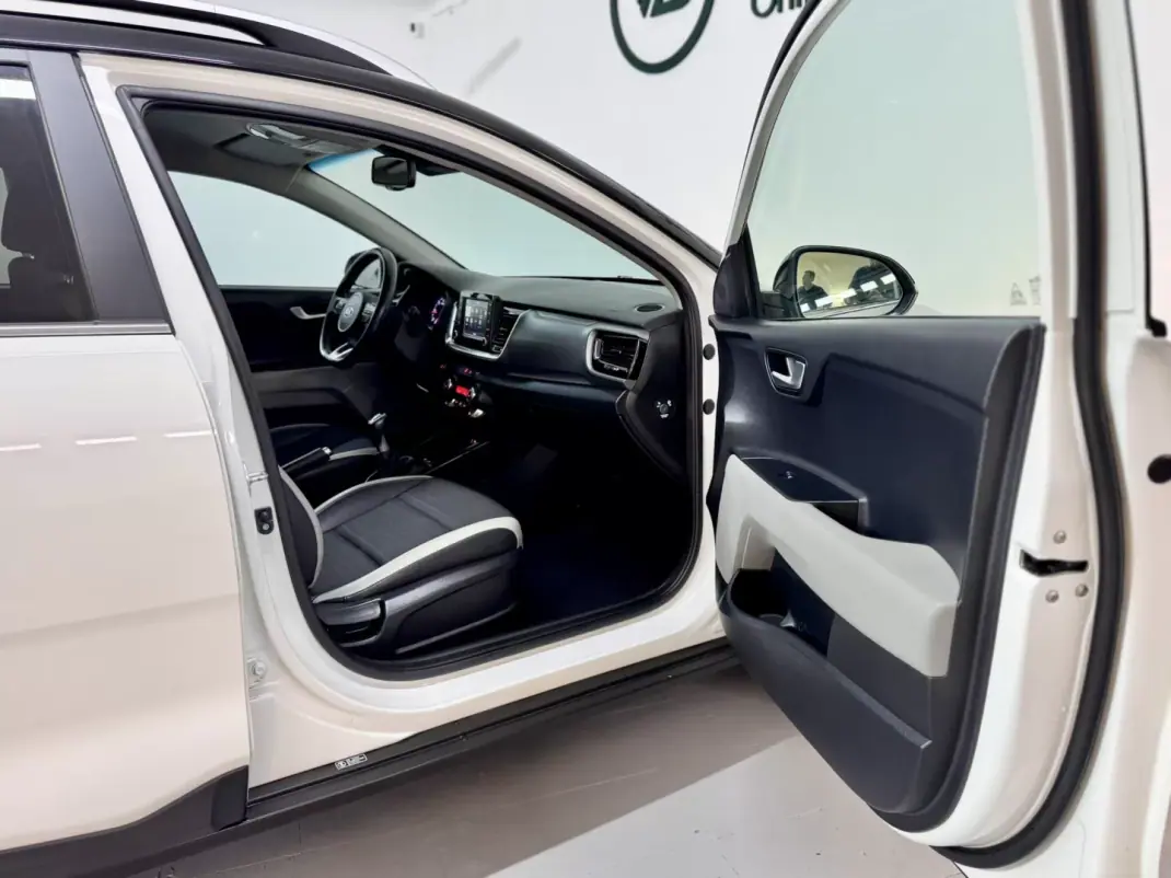 Kia Stonic 2019 - 15750 EUR, 68000 km - AUTO.MOTO.pt - 68000km - foto 51 de 60