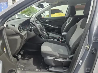 Opel Grandland X 2020 - 18800 EUR, 53900 km - AUTO.MOTO.pt - 53900km - foto 10 de 41