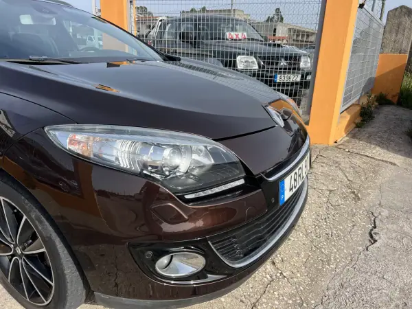 Renault Mégane Sport Tourer 2012 - 6450 EUR, 245827 km - AUTO.MOTO.pt - 245827km - foto 8 de 14