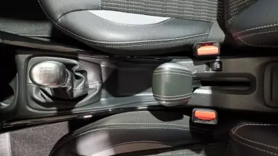 Peugeot 2008 2016 - 13750 EUR, 44423 km - AUTO.MOTO.pt - 44423km - foto 38 de 58