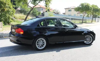 BMW 318 2010 - 10000 EUR, 254000 km - 254000km - foto 6 de 35